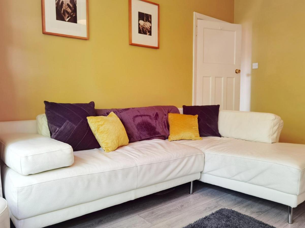 Perry Road, Beautiful Large House Available For Guests And Contractors Parking Wifi Villa Nottingham Exterior foto