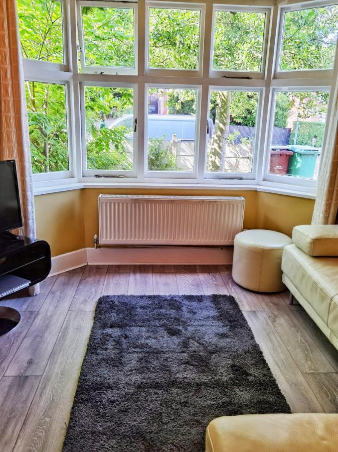 Perry Road, Beautiful Large House Available For Guests And Contractors Parking Wifi Villa Nottingham Exterior foto